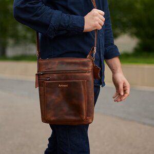 Artizanni Premium Crossbody Leather BOXING DAY DEALS